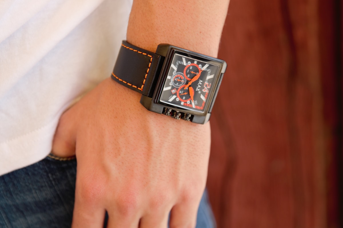 Waarom je horloge dit jaar kleiner mag zijn